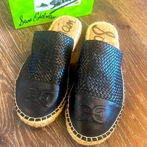 Sam Edelman, matter black leather mules size 6 brand new